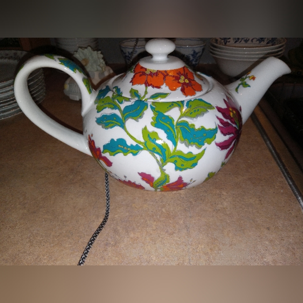 Cracker Barrel teapot